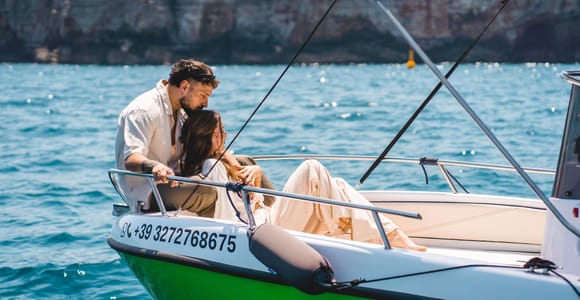 Polignano a Mare: Private Boat Tour with Aperitif