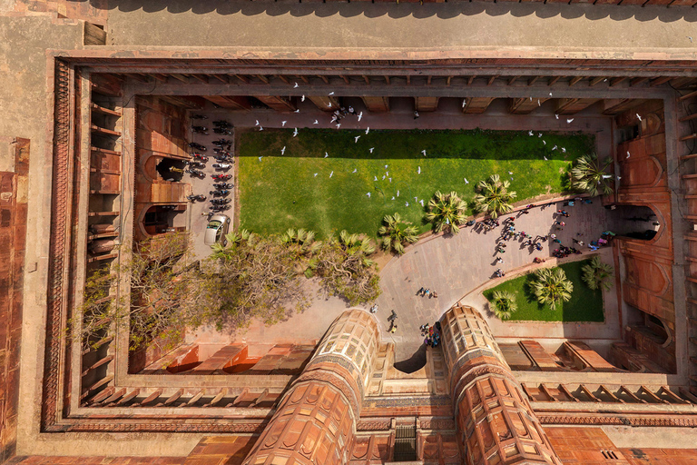 从德里出发：泰姬陵和阿格拉堡私人汽车导览游