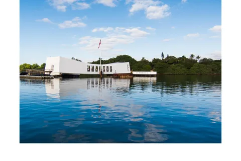 Oahu: Pearl Harbor-Battleship and Arizona Memorial Tour