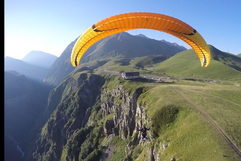 Viaggio nel paradiso terrestre Ananuri Gudauri Kazbegikazbegi gudauri