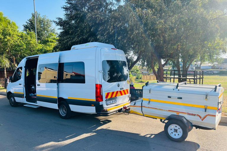 From Johannesburg: Durban Transfer with Drakensberg Stop