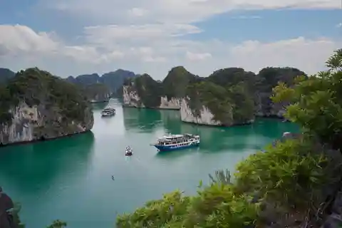 Desde Halong: 2 días / 1 noche con la excursión Halong - Lan Ha