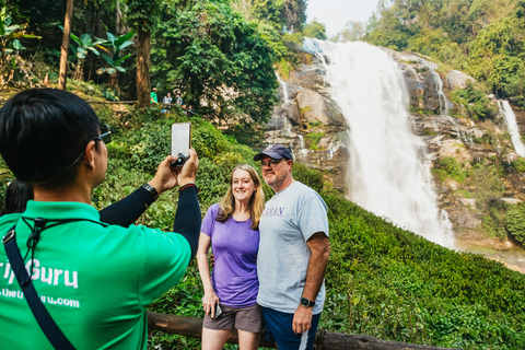 Nationalpark Doi Inthanon: Tagestour in KleingruppePrivate Tour mit Eintrittsgebühren