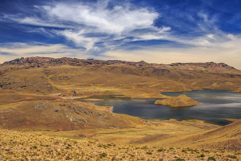 From Puno: Colca Valley Tour 2 days with Transfer to Arequipa