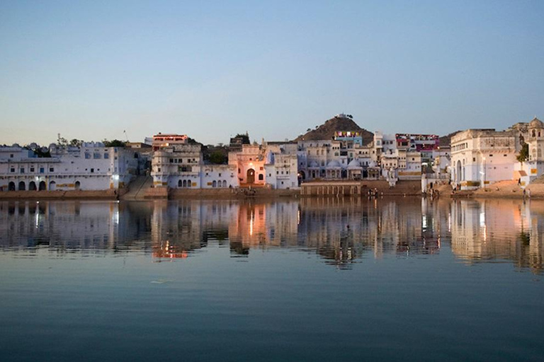 Excursión de 2 días a Pushkar y Jaipur desde Delhi: El patrimonio te esperaViaje sin alojamiento