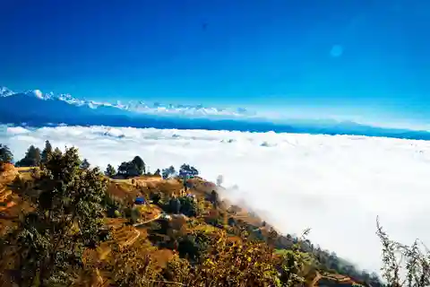 Kathmandu’s Canvas of Bliss: Nagarkot Sunrise & Hiking Trip
