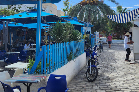 Passeio autónomo em trotinete elétrica em HoumetSouk: liberdade garantida!Passeio de trotinete elétrica em HoumetSouk: liberdade garantida!