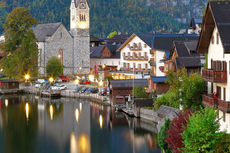 Lo mejor de Hallstatt desde Salzburgo en grupo reducido