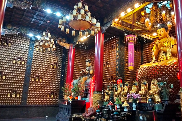 Ho Chi Minh: Colonial Landmarks, War Museum, and Cholon Tour Private Tour