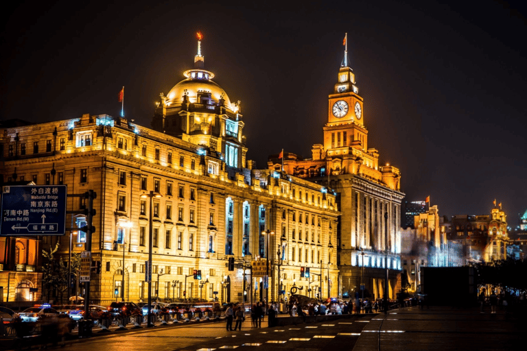 Shanghai: The Bund’s Iconic Views by Luxury Night Cruise Bund by Night + Pudong Skyline: Shanghai’s Most Iconic Views