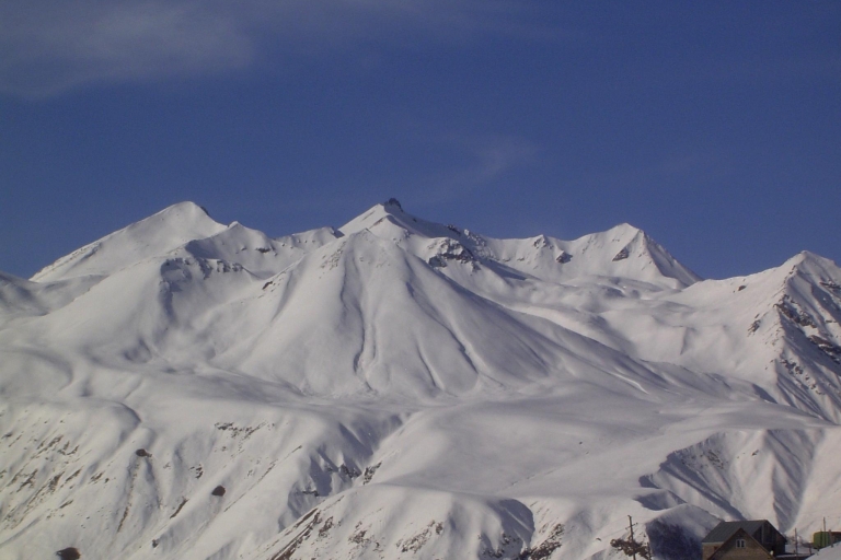 From Tbilisi: Full-Day Snowshoeing Tour to Kazbegi From Tbilisi: Full-Day Private Snowshoeing Tour to Kazbegi