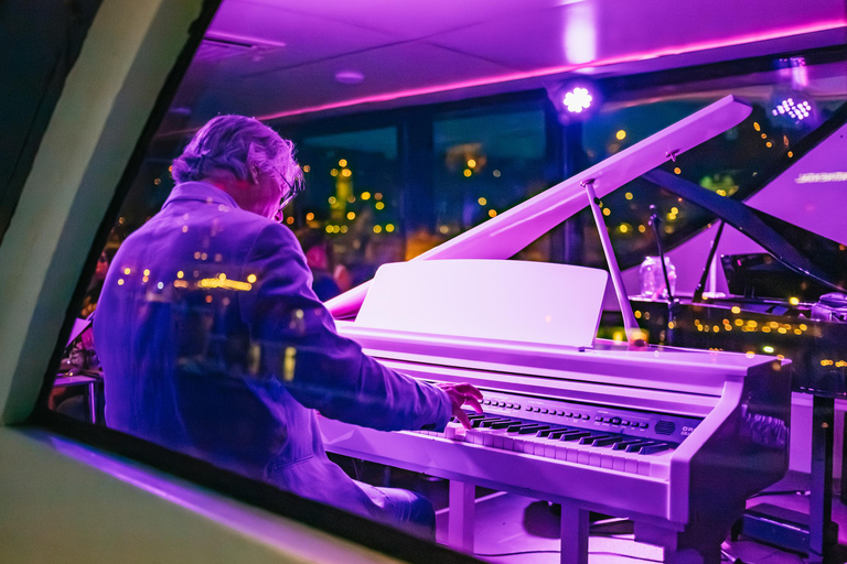 Boedapest: 4-gangen dinercruise met pianoshow4-gangen diner