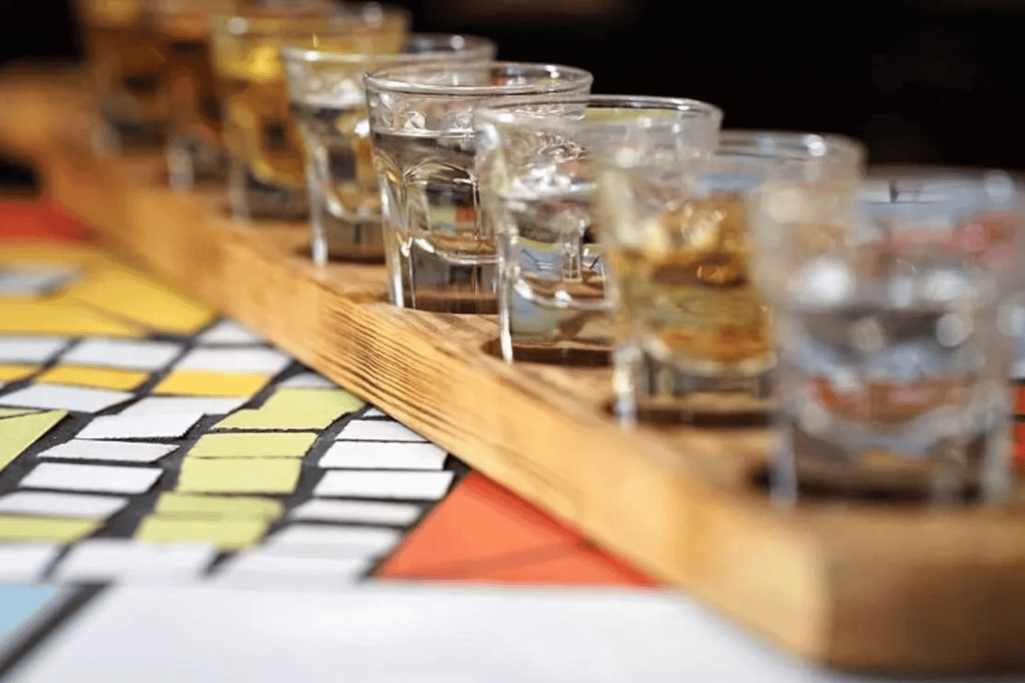 Tirana: Beer, wine and raki tour with snack and food