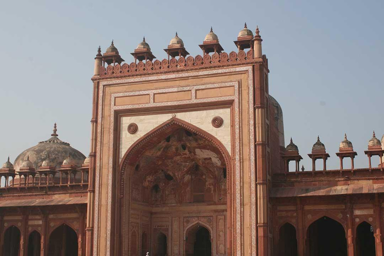 Fatehpur Sikri going back from Agra by car