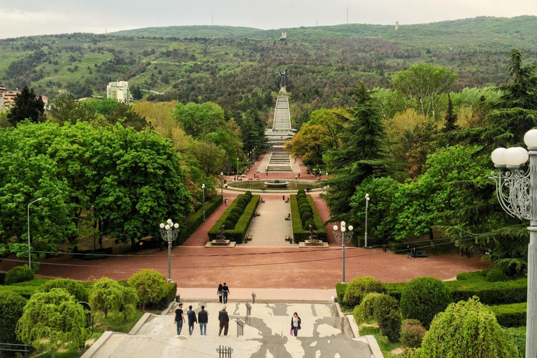 Tbilisi: Visit 7 Monuments in Day Of Architecture & History The Complete Story: Fully Guided Private Tour