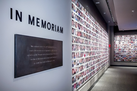 New York: Eintritt zum 9/11 Memorial & Museum9/11 Memorial & Museum: Familienticket für 4 Personen