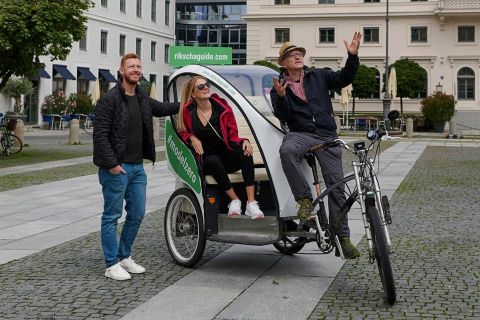 Munich: Old Town and English Garden Rickshaw Tour