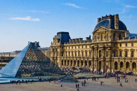 Paris: Tour zu den Louvre-Highlights ohne AnstehenLouvre-Highlights: Private Tour auf Spanisch