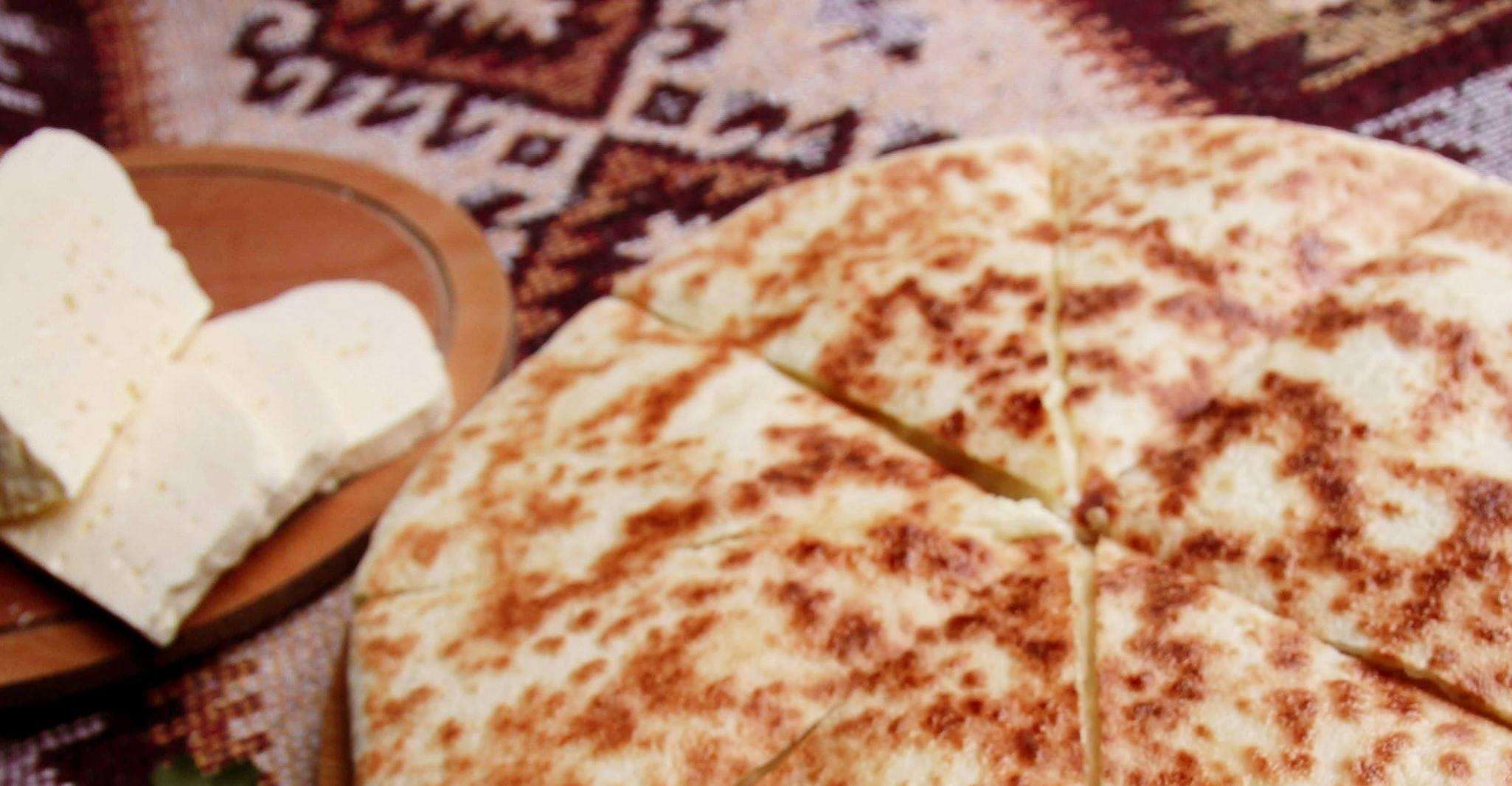 KUTAISI, Cucina tradizionale della famiglia locale - Hizvo