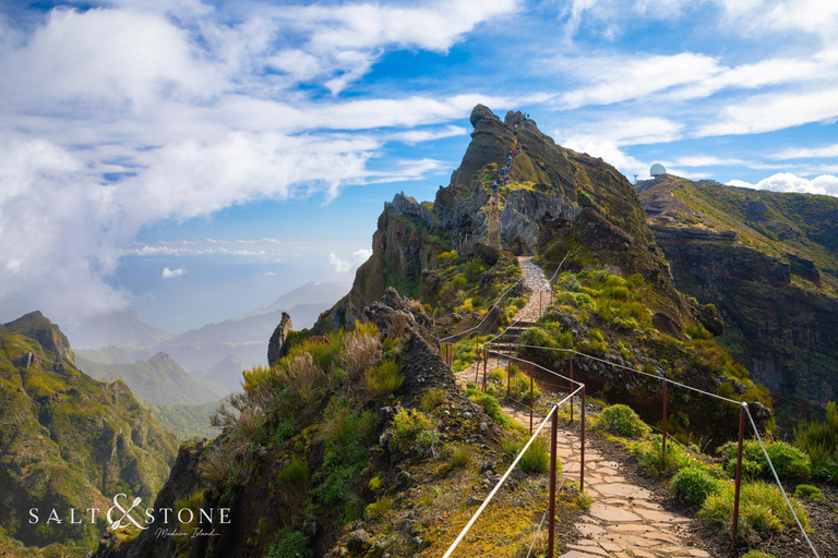 PR1/Pico do Arieiro tour with Premium transfer - round trip PR1/Pico do Arieiro tour transfer - round trip-Meeting point