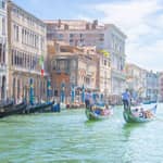 Venezia: Giro in gondola condiviso attraverso il Canal Grande
