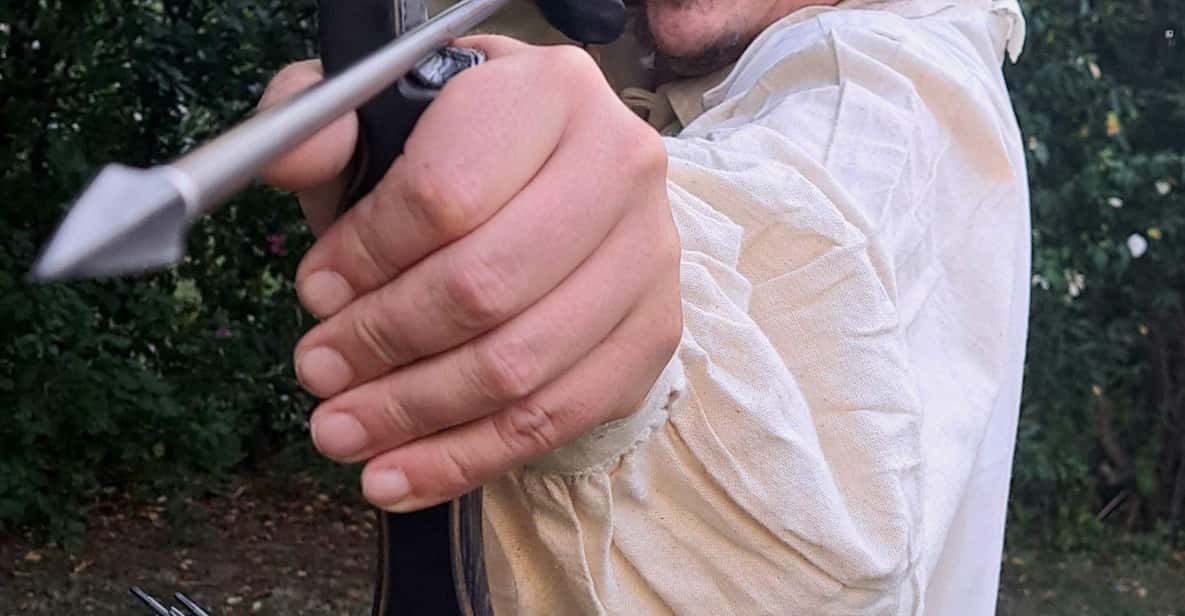 (Copy of) Mittelalterlicher Bogenschießen inkl. Verpflegung GetYourGuide