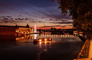 Sunset-Kreuzfahrt in Toulouse: Entdecken Sie die Rosa Stadt bei Sonnenuntergang