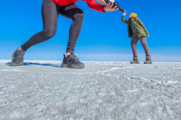 Uyuni: Full-Day Salt Flats & Incahuasi Island Tour SPANISH-SPEAKING DRIVER