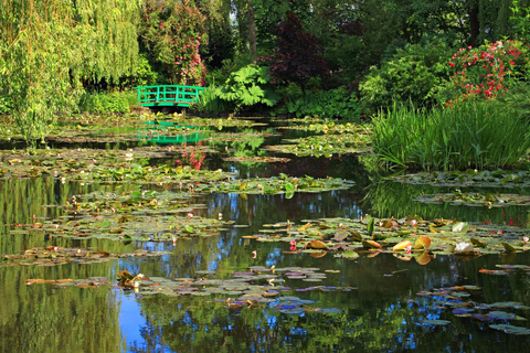 Paris: Van Gogh & Monet (Giverny) Tour with Montmartre Walk