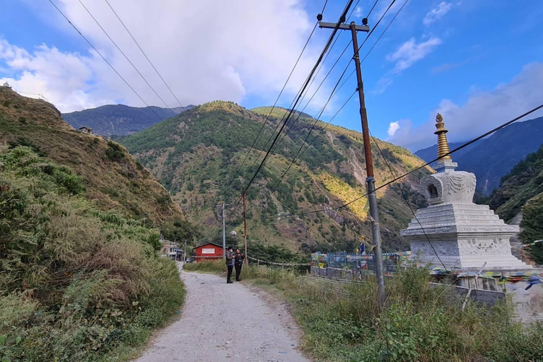 Kathmandu: 8-tägiger Langtang Valley Trek mit Transfers