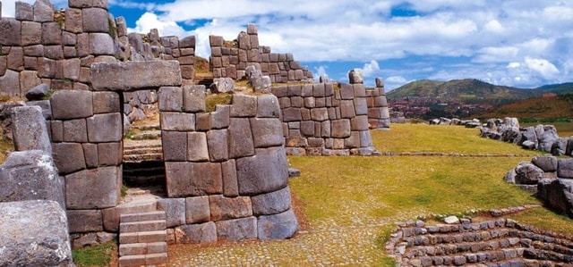 Guided visit to Cusco and its 4 ruins