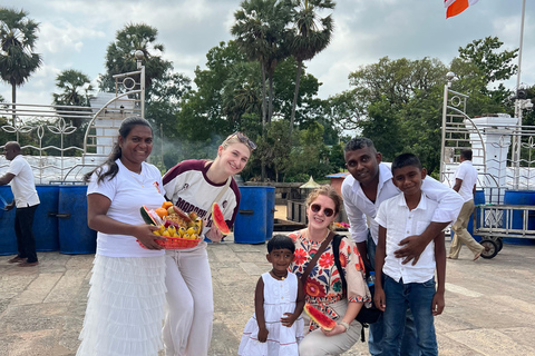 Anuradhapura: Heritage Mountain bike Tour