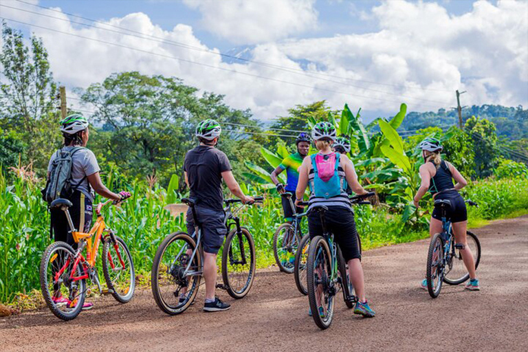 Excursión en bicicleta por los pueblos de Moshi