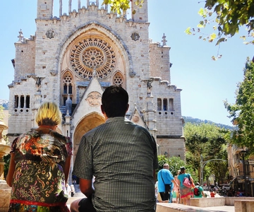 Alcudia/Marratxi: Valldemossa & Soller Tour by Tram & Bus