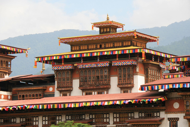 7-Days in Bhutan with River Rafting, Farm Lunch & Stone Bath