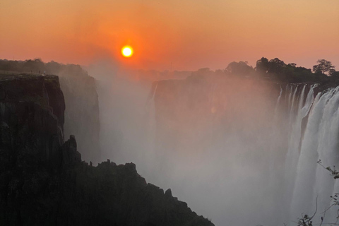 Victoria Falls:old age private guided tour
