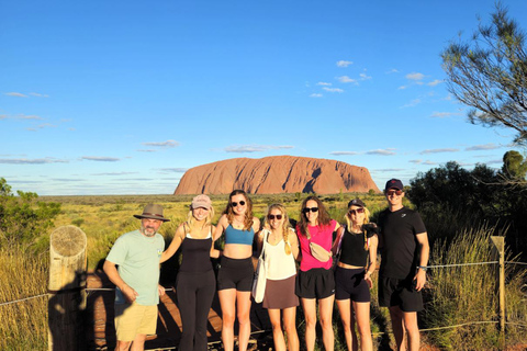 Uluru, Kata Tjuta & Kings Canyon Camping Tour 3 Day / 3 Night - Yulara to Yulara