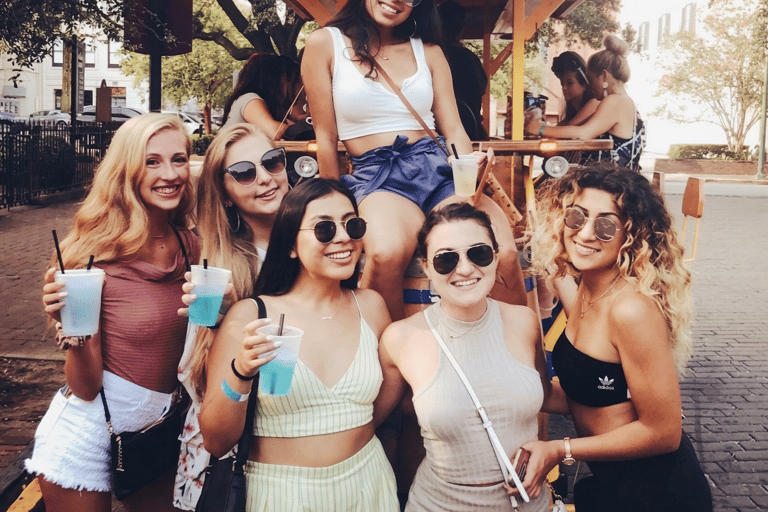 Savannah: Party Pedal Bike Tour with Stops at Local Bars