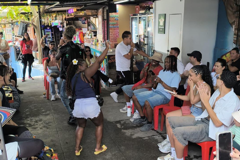 Comuna 13 Full Experience | Subway, Metrocable, Street Art and Culture. Comuna 13 Full Experience | Metro, Metrocable, Street Art and Culture.
