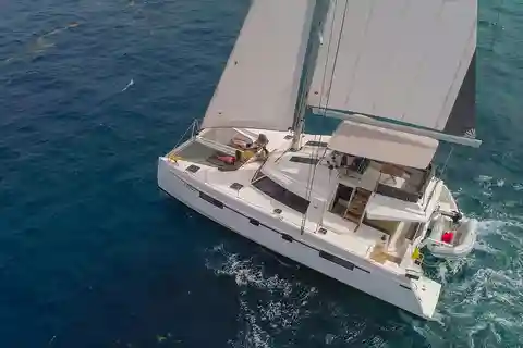 Vanuit Roses: Catamaran privétour - Zonsondergang