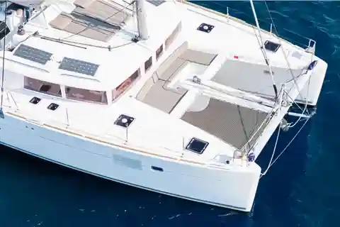 Athens Riviera 5 hour Catamaran Cruise with Lunch and Drinks