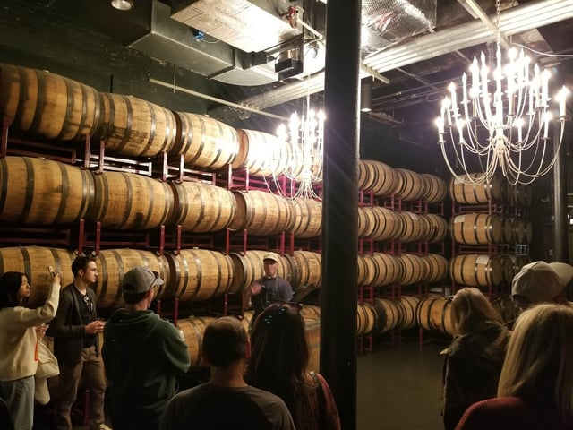 Boston: tur la fabrică de bere, fabrică de vin și distilerie, cu masă