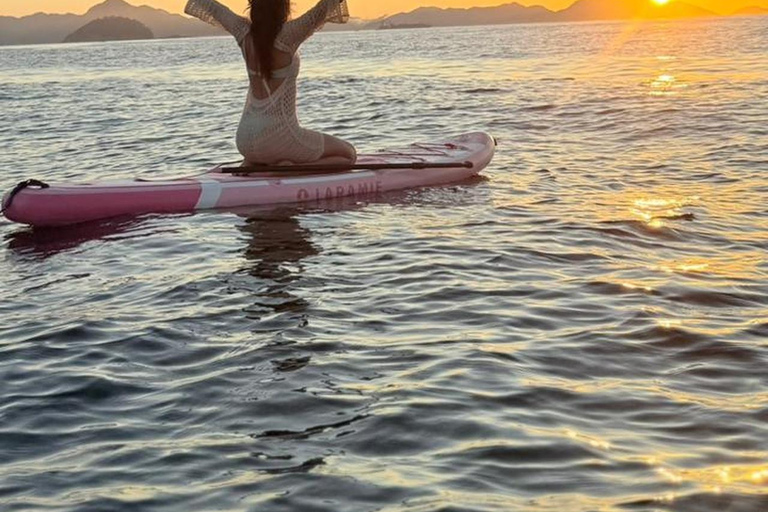 Rio de Janeiro: Sunrise Stand-Up Paddleboarding