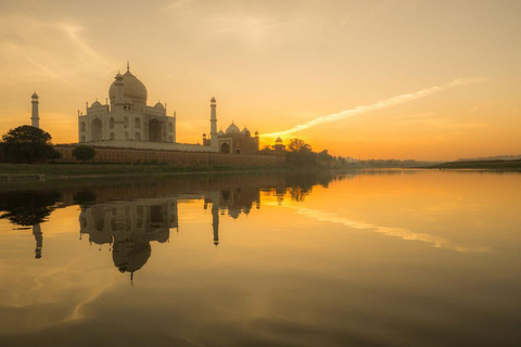 Same Day Taj Mahal Tour By CarCar + Tour Guide + Entrance Tickets + Lunch (Buffet)