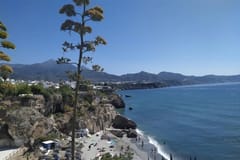 Ab Torremolinos: Entdeckungstour nach Frigiliana und Nerja
