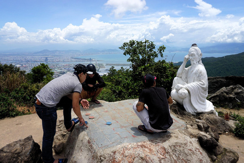 Da Nang: Son Tra Peninsula Guided Hike to Ban Co Peak Small Group Tour
