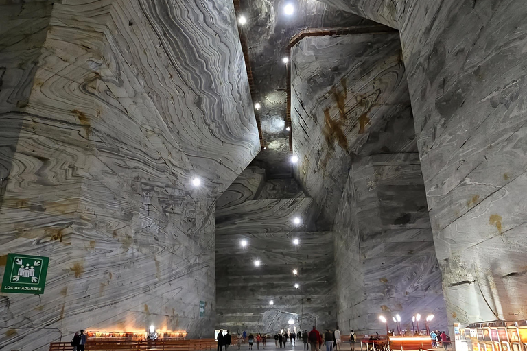 Bucharest: Salt Mine & Dracula's Tomb Day Trip
