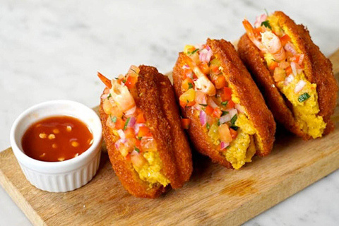 Rio Food Crawl Tour with 15+ Traditional Brazilian Tastings