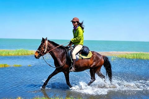 Beijing: 3-Day Ulan Butong Horseback Riding Adventure
