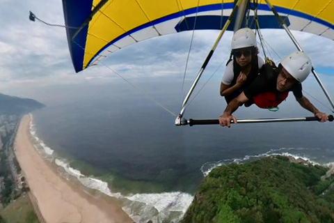 Rio de Janeiro: Unforgettable Hang Gliding Experience